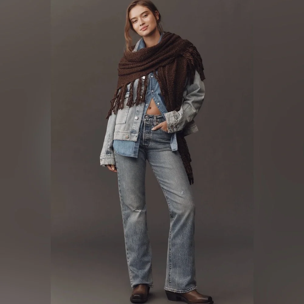 Levi's Wedgie High Rise Boot Cut Jeans
In: Boots Are Back In Town - Picture 2 of 5